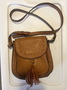 G. H. Bass & Co leather fringe crossbody purse